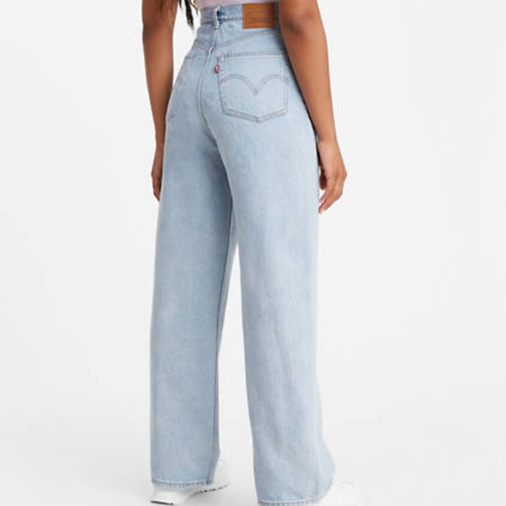 Levis Premium High Loose Jeans